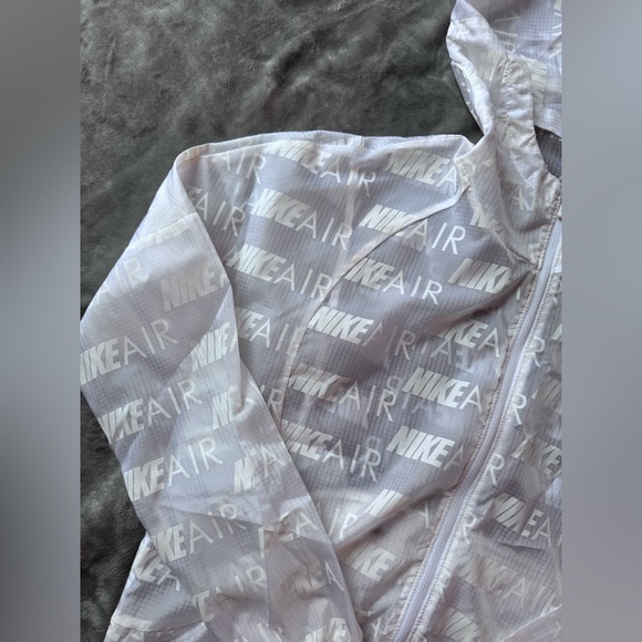 Nike Air sheer logo windbreaker - Picture 2 of 4